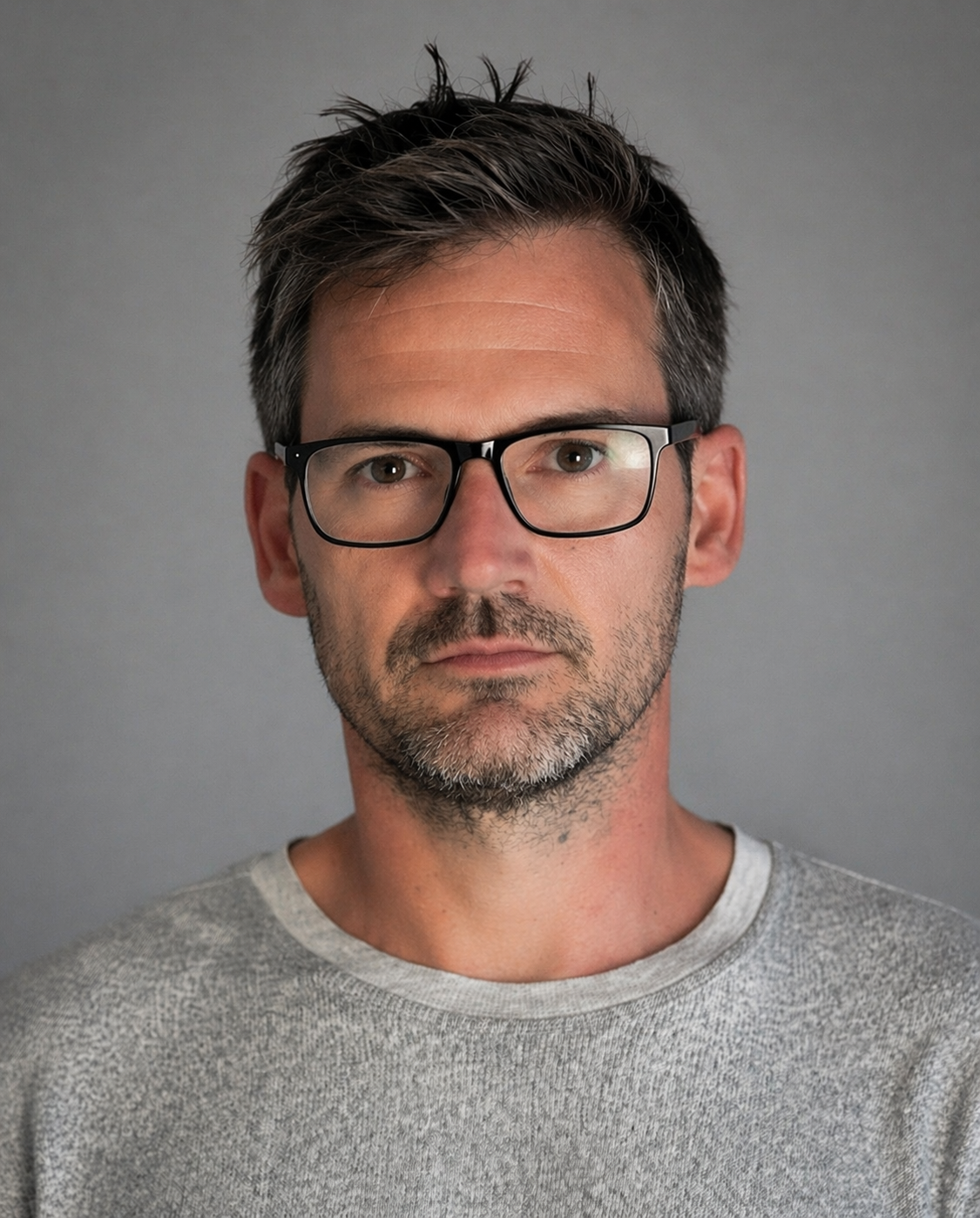 Garry Nicholl — founder of Mástoras